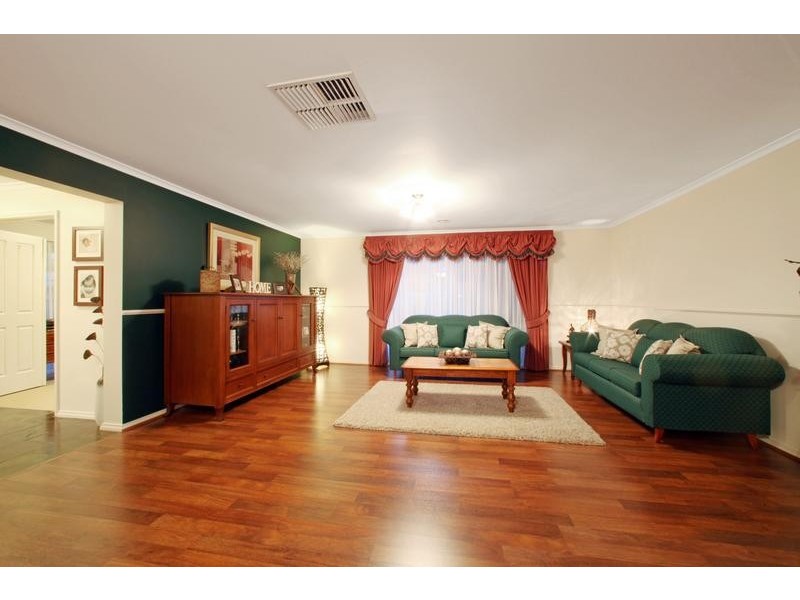 24 Park Road, Lysterfield VIC 3156