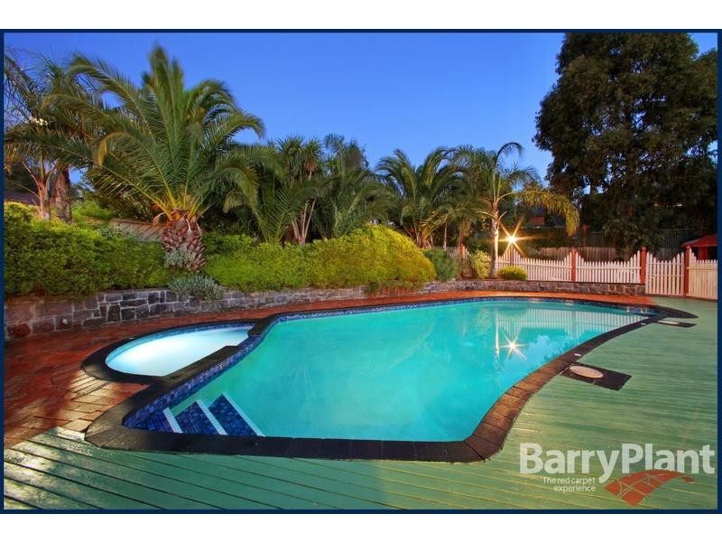 71 Timbertop Drive, Rowville VIC 3178