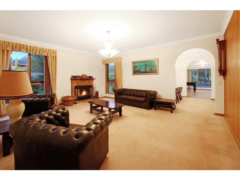71 Timbertop Drive, Rowville VIC 3178