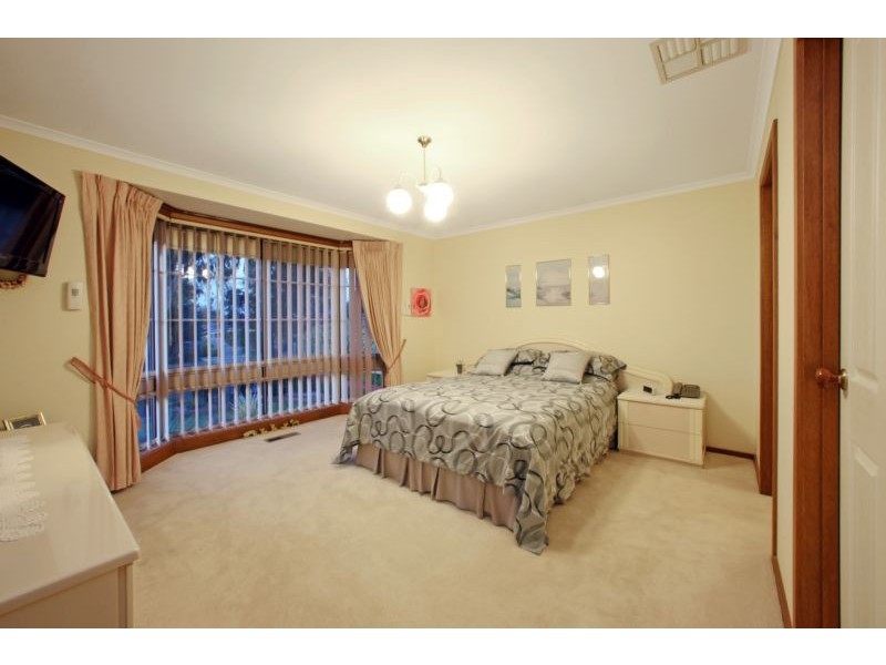 129 Murrindal Drive, Rowville VIC 3178