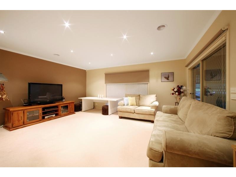 96 Oaktree Rise, Lysterfield VIC 3156