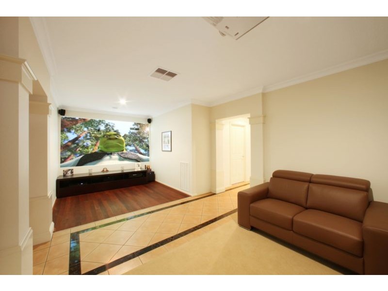 3 Langhorne Crescent, Rowville VIC 3178