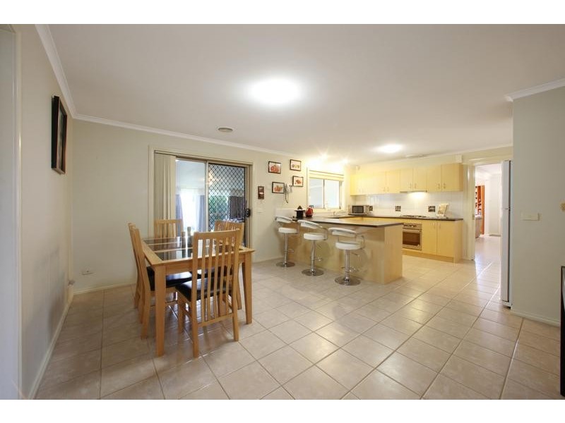 5 Delfin Court, Rowville VIC 3178