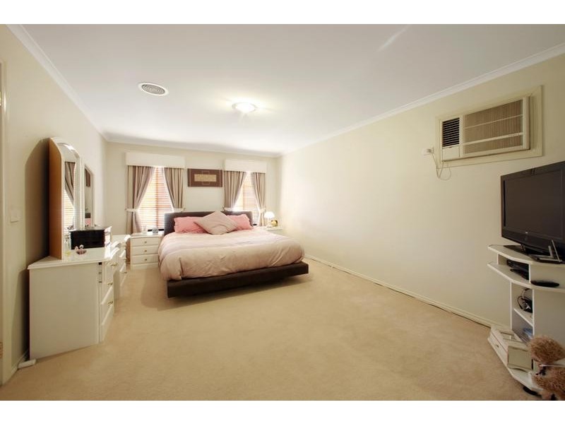 5 Delfin Court, Rowville VIC 3178