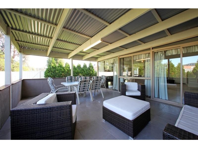 5 Delfin Court, Rowville VIC 3178