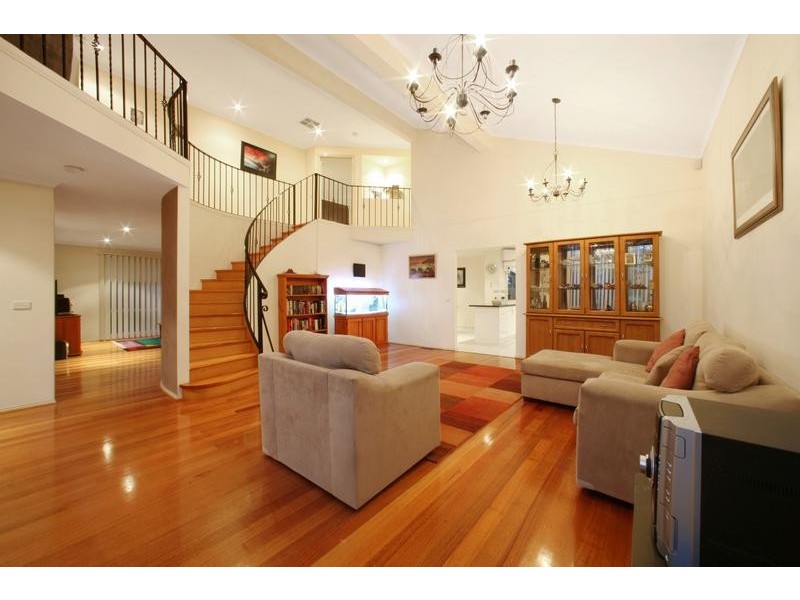 6 Oaktree Rise, Lysterfield VIC 3156