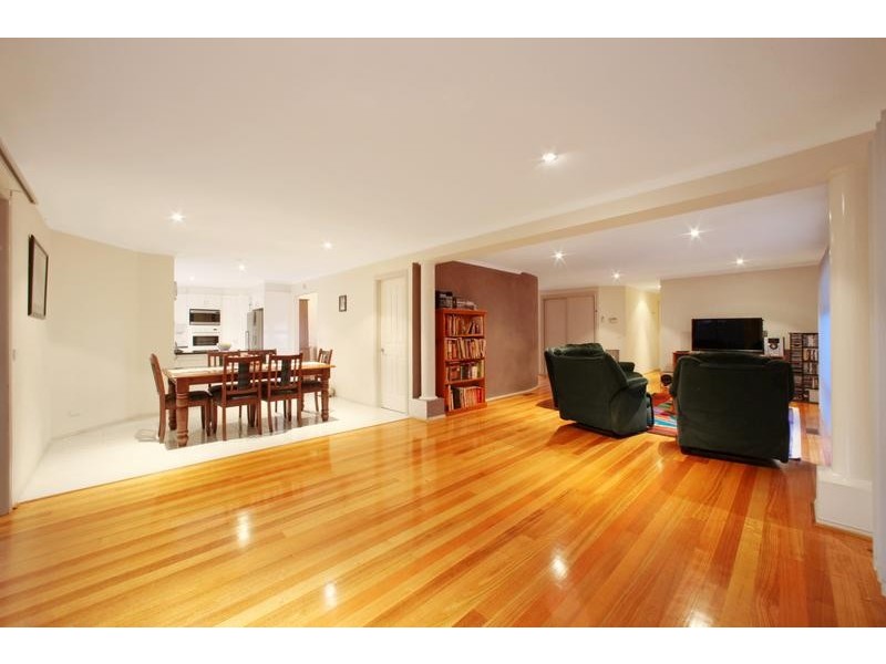 6 Oaktree Rise, Lysterfield VIC 3156