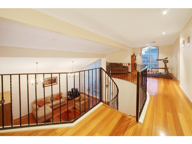 6 Oaktree Rise, Lysterfield VIC 3156