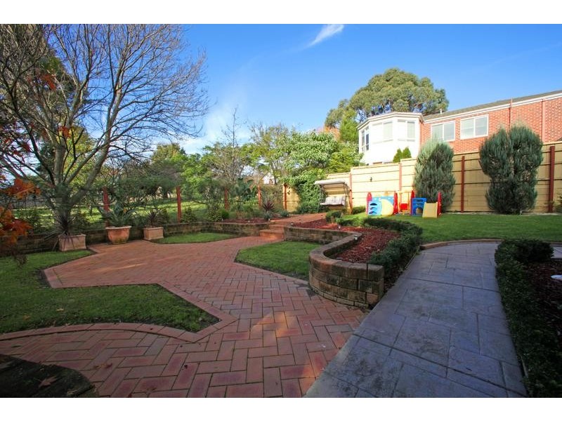 6 Oaktree Rise, Lysterfield VIC 3156