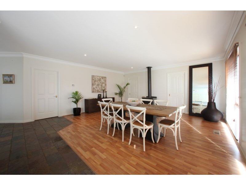 4 Filmer Court, Rowville VIC 3178