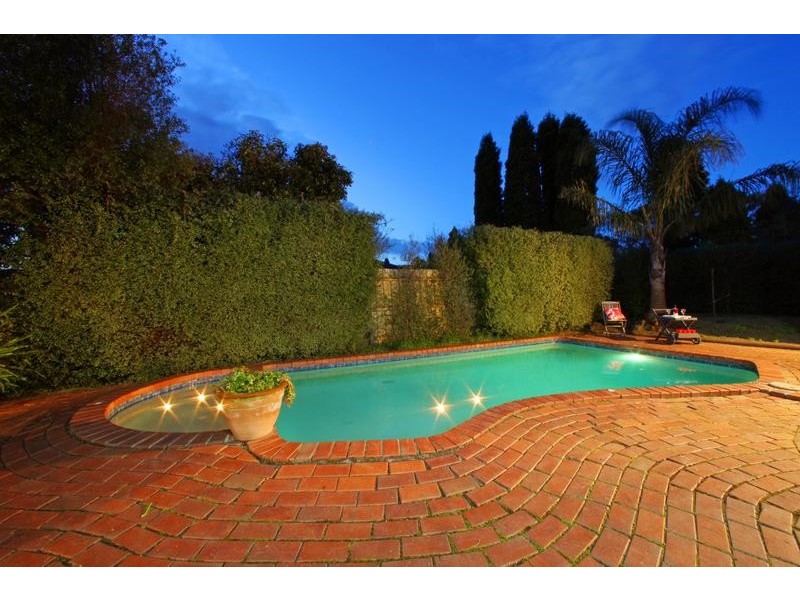 6 Blake Court, Scoresby VIC 3179