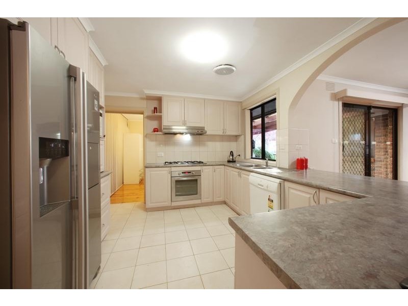 6 Blake Court, Scoresby VIC 3179