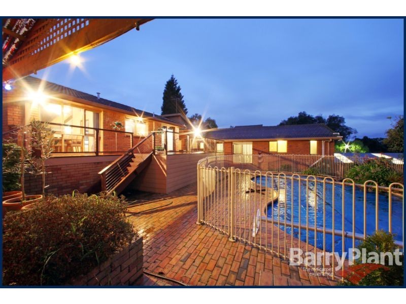 31 Timbertop Drive, Rowville VIC 3178