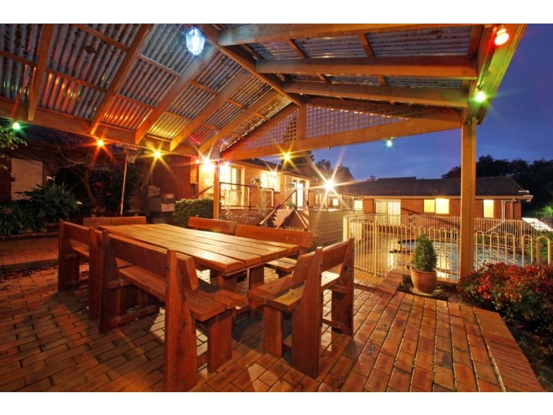 31 Timbertop Drive, Rowville VIC 3178