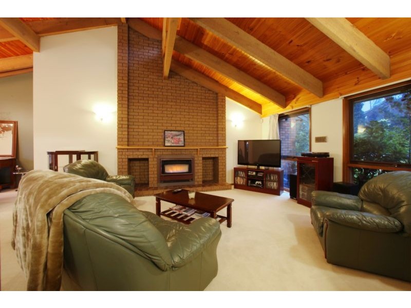 31 Timbertop Drive, Rowville VIC 3178