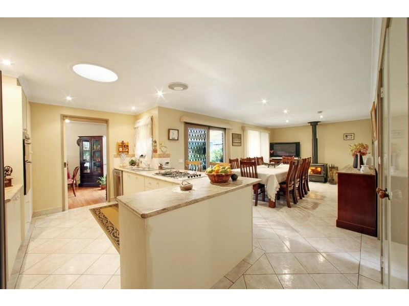 5 Keiwa Place, Rowville VIC 3178