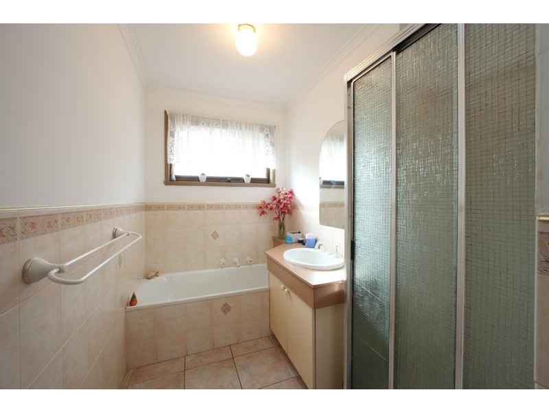 5 Keiwa Place, Rowville VIC 3178