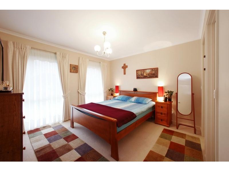 24 Cheryl Crescent, Ferntree Gully VIC 3156