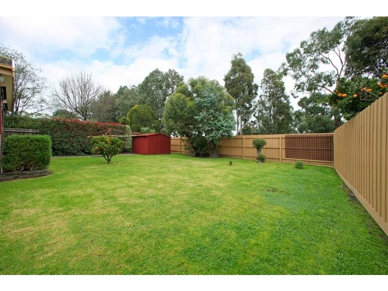 24 Cheryl Crescent, Ferntree Gully VIC 3156