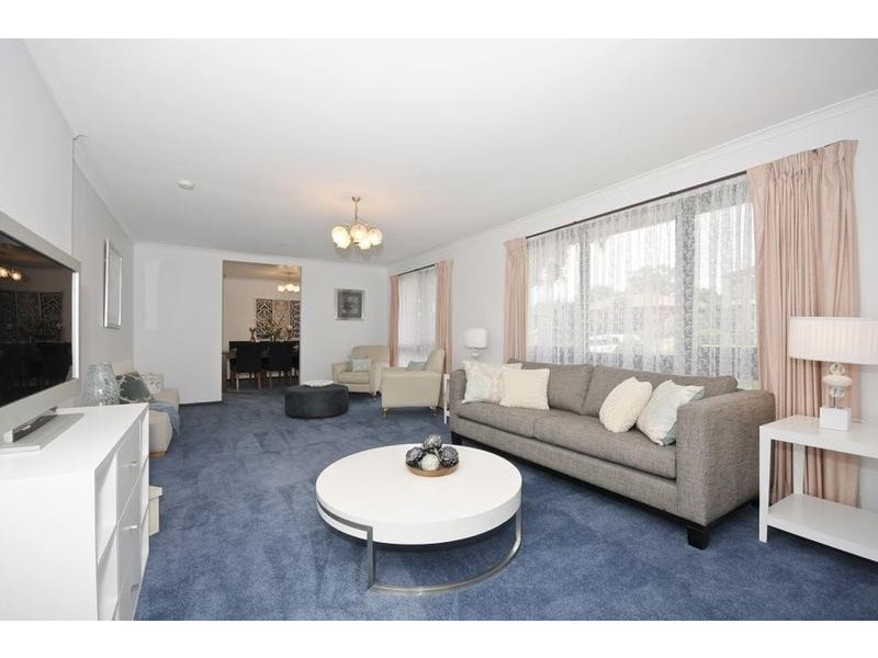 90 Eildon Parade, Rowville VIC 3178