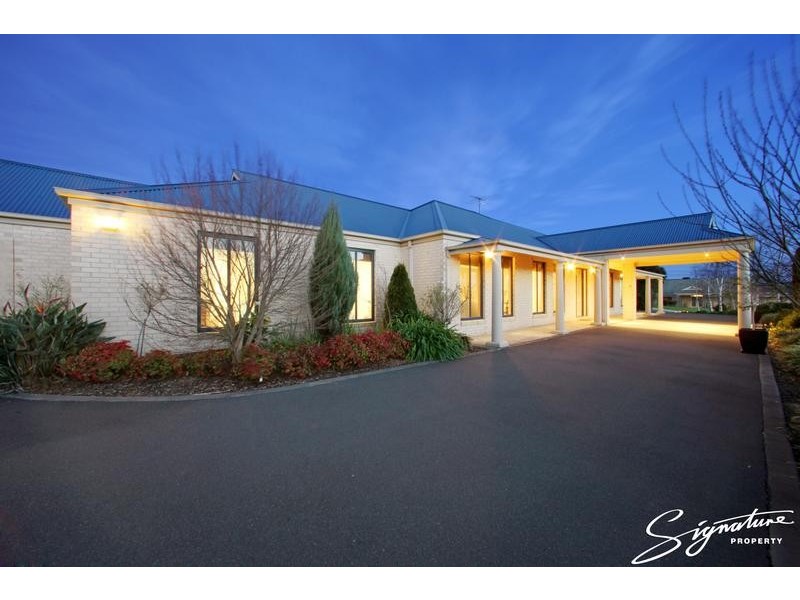 21-22 Jarrang Retreat, Narre Warren North VIC 3804