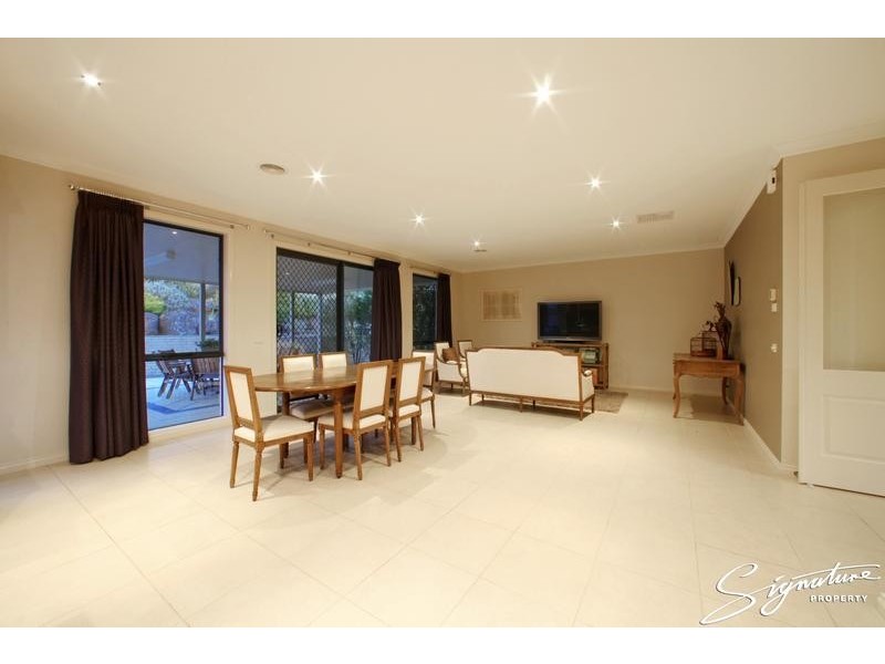 21-22 Jarrang Retreat, Narre Warren North VIC 3804