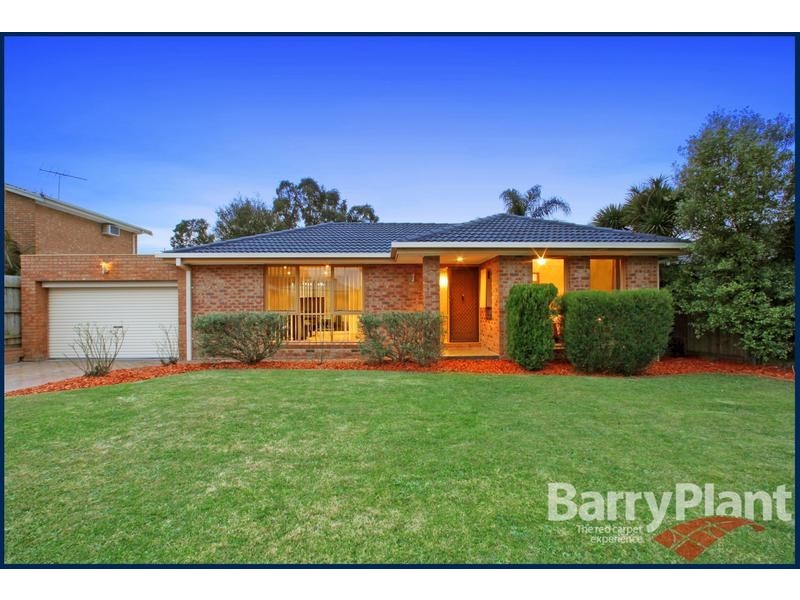 11 Taupo Crescent, Rowville VIC 3178