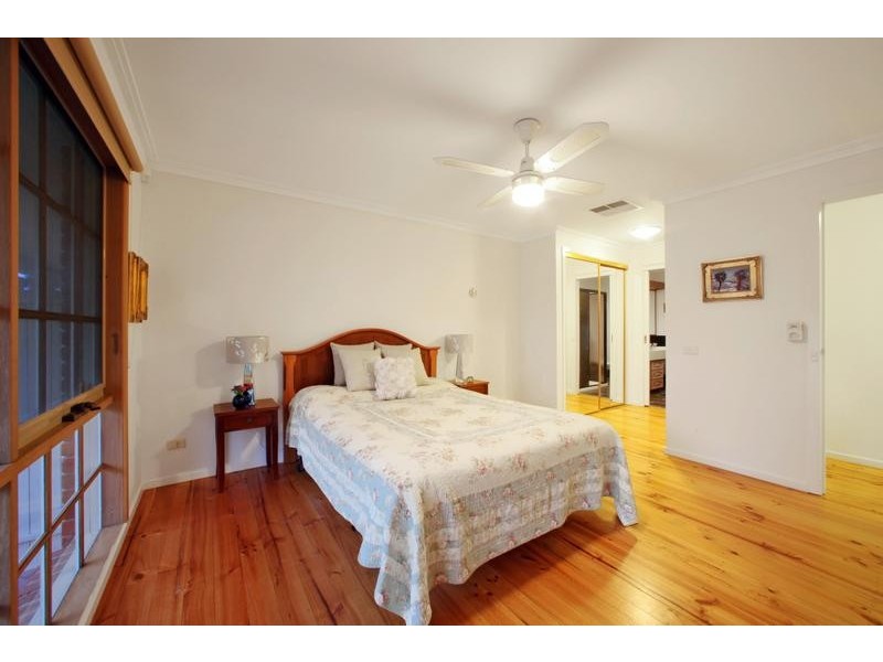 22 Palmerston Road, Lysterfield VIC 3156