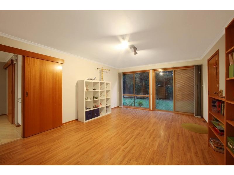 24 Clondara Drive, Rowville VIC 3178