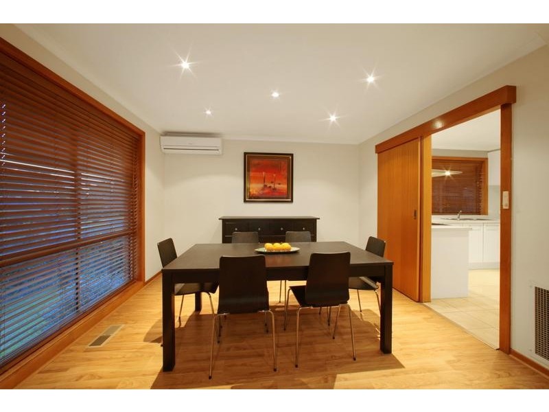 24 Clondara Drive, Rowville VIC 3178