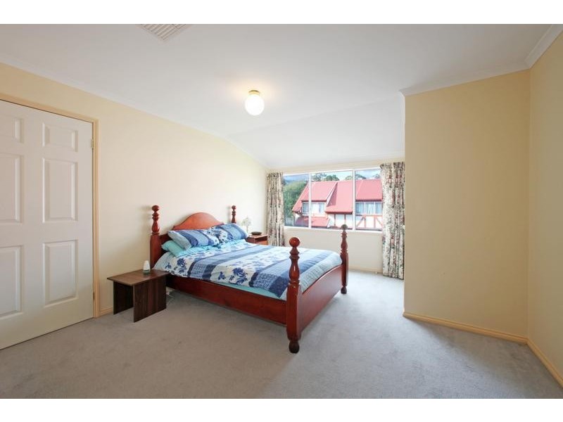 6/24-26 Napoleon Road, Ferntree Gully VIC 3156