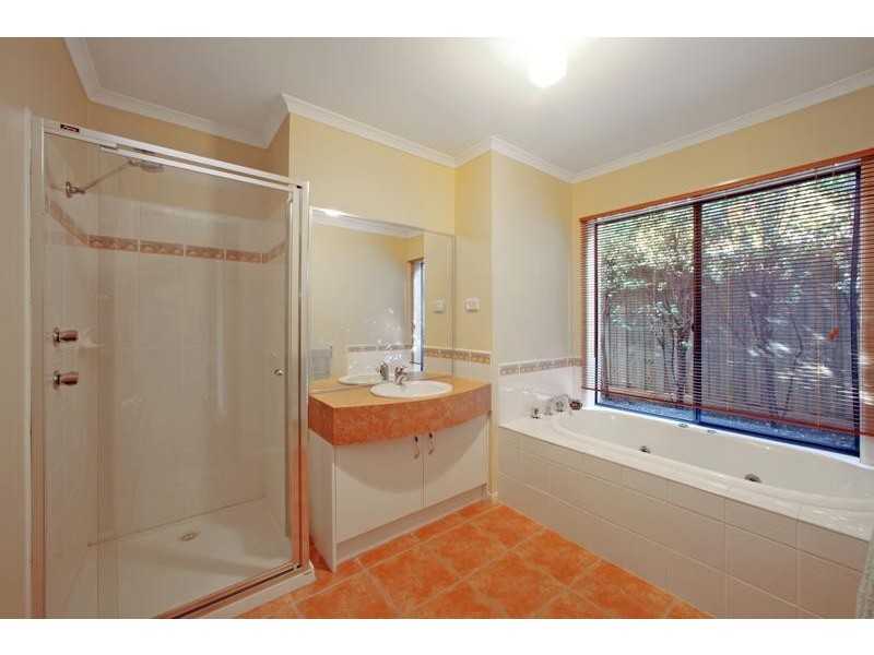 5 Emperor Place, Rowville VIC 3178
