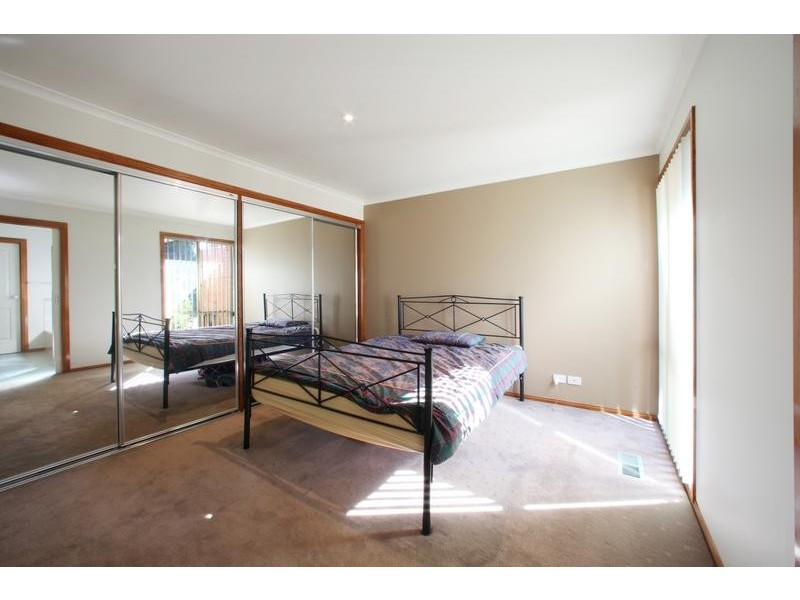 2/57 Bridgewater Way, Rowville VIC 3178