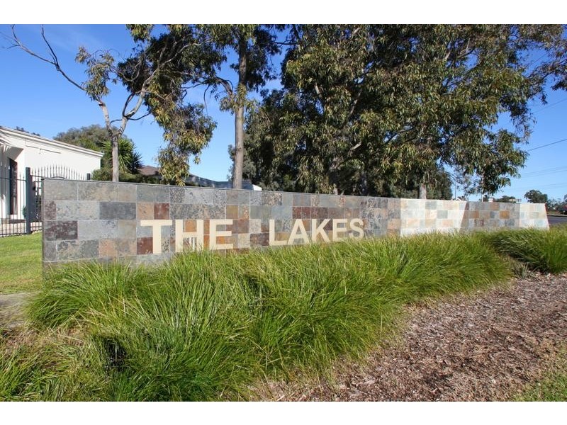 2/57 Bridgewater Way, Rowville VIC 3178