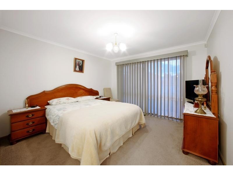 8 Trisha Drive, Rowville VIC 3178