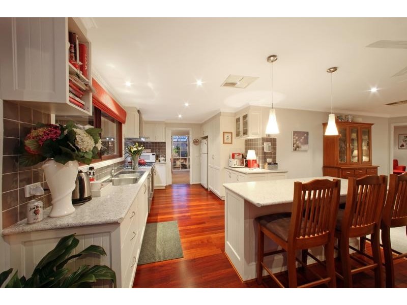 8 Darling Court, Rowville VIC 3178