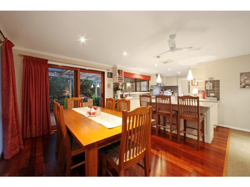 8 Darling Court, Rowville VIC 3178