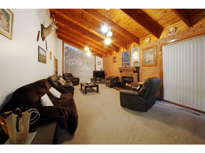 86 Turramurra Drive, Rowville VIC 3178