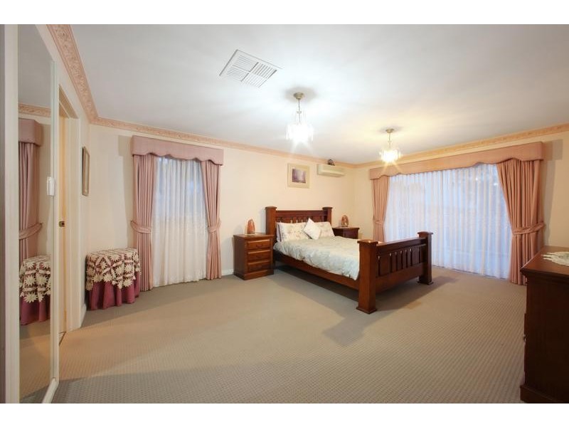 86 Turramurra Drive, Rowville VIC 3178