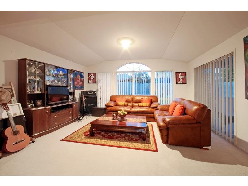 51 Fairway Drive, Rowville VIC 3178