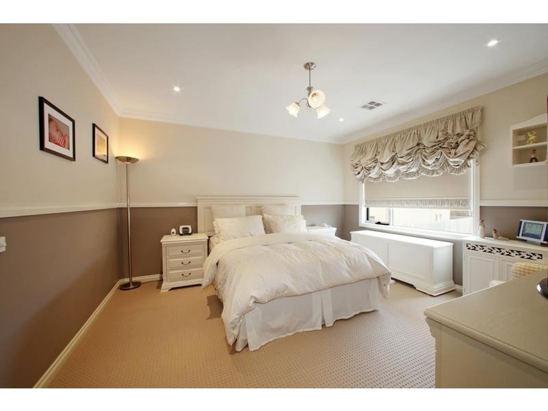 5 Howsted Court, Rowville VIC 3178