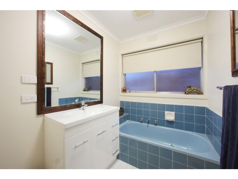 7 Rose Avenue, Boronia VIC 3155