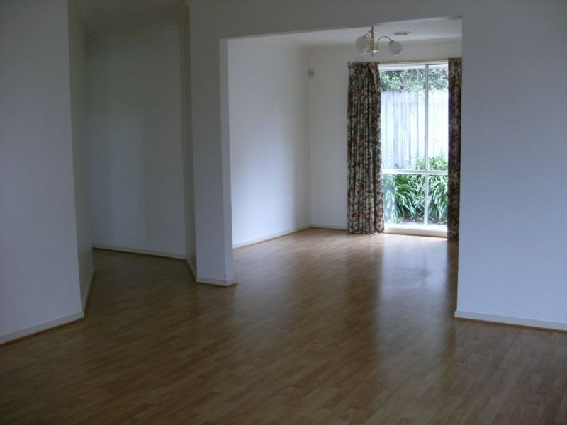 1 Pia Drive, Rowville VIC 3178