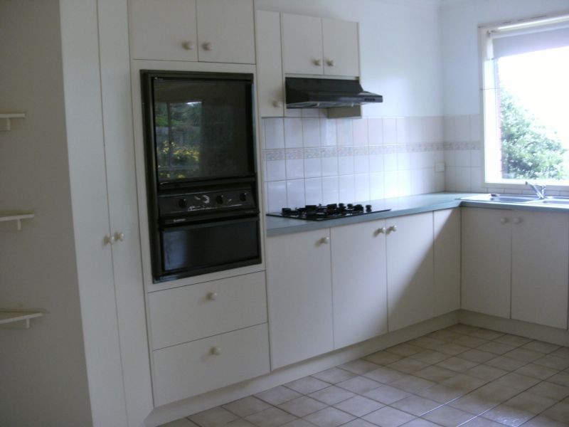 1 Pia Drive, Rowville VIC 3178