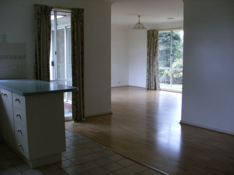 1 Pia Drive, Rowville VIC 3178