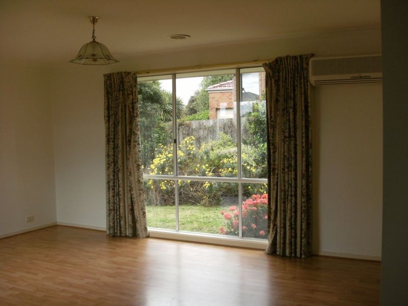 1 Pia Drive, Rowville VIC 3178