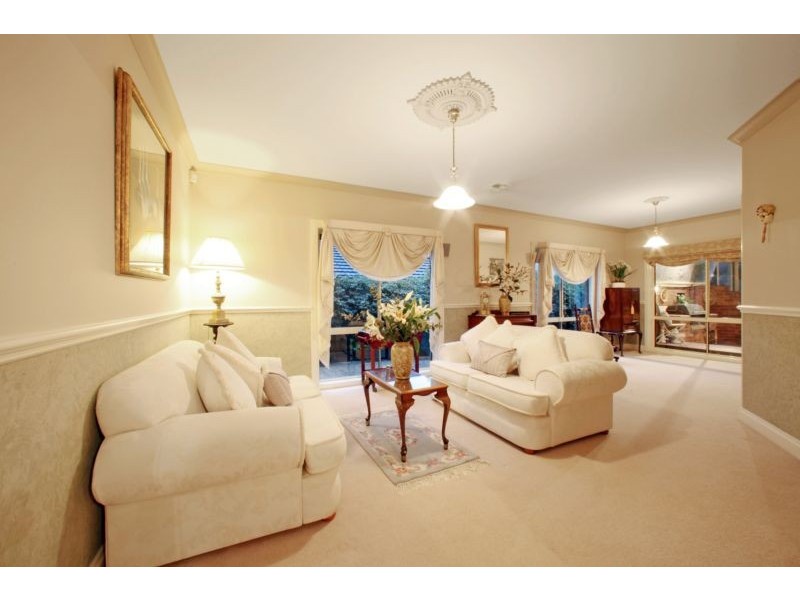 6 Glenn Court, Rowville VIC 3178