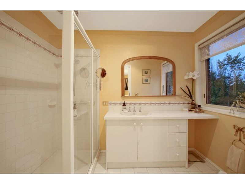 6 Glenn Court, Rowville VIC 3178