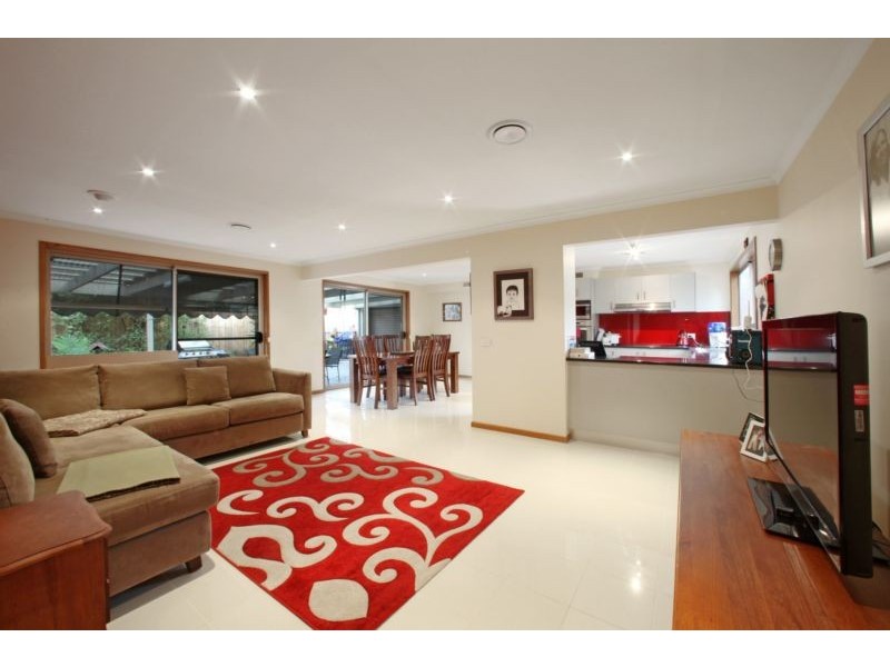 106 Bridgewater Way, Rowville VIC 3178