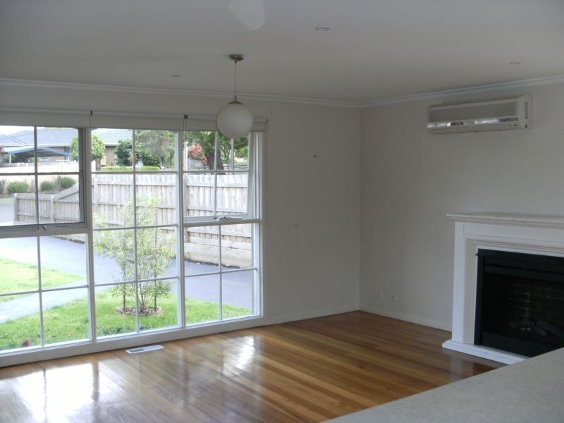 1/21 Gabrielle Court, Ferntree Gully VIC 3156